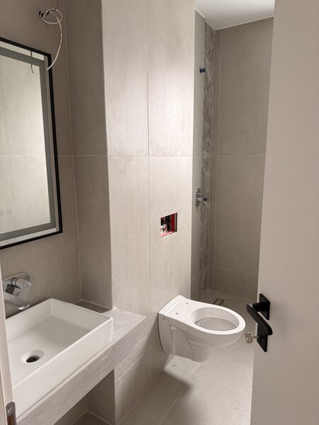 Bragadiru- Ilfov Casa premium 5 camere /3 bai /circuit inchis