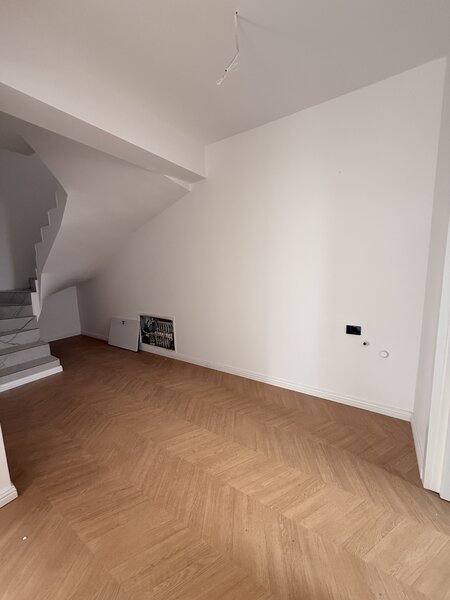 Bragadiru- Ilfov Casa premium 5 camere /3 bai /circuit inchis