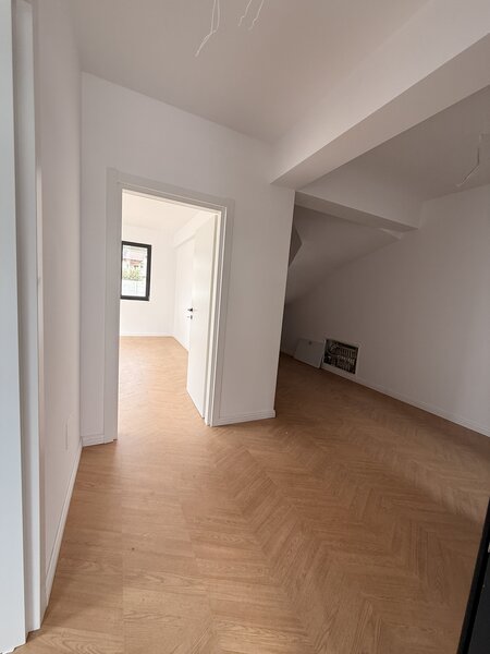 Bragadiru- Ilfov Casa premium 5 camere /3 bai /circuit inchis